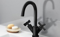 Celine 7 Sink Faucet (SKU 226) Black Matte 01 (web)