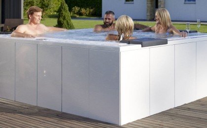 Aquatica Vibe Infinity Spa With Maridur Siding09 600