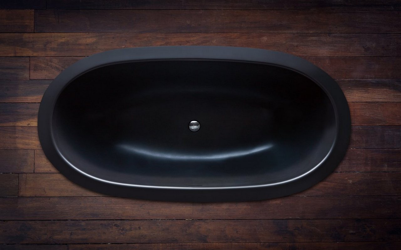 Aquatica Karolina 2 Graphite Black Solid Surface Bathtub 11 (web)